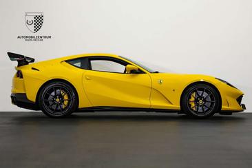 Ferrari 812 Superfast — photo 7