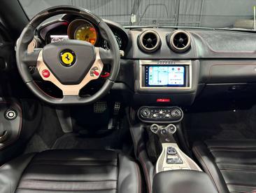 Ferrari California — photo 9