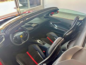 Ferrari SF90 Spider — photo 15