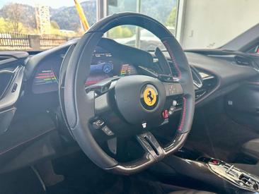 Ferrari SF90 Spider — photo 16