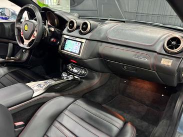 Ferrari California — photo 13