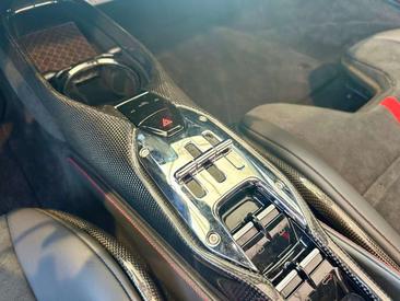 Ferrari SF90 Spider — photo 24