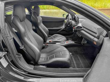 Ferrari 458 Italia — photo 12