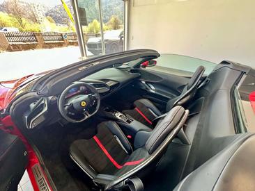 Ferrari SF90 Spider — photo 30