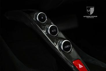 Ferrari 812 Superfast — photo 26