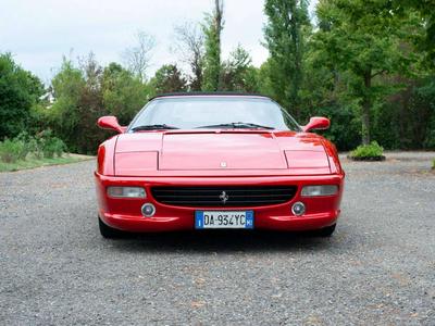 Ferrari F355
