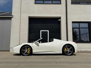 Ferrari 458 Spider — photo 10