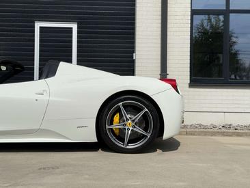 Ferrari 458 Spider — photo 14