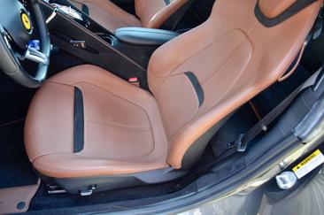Ferrari Roma — photo 10