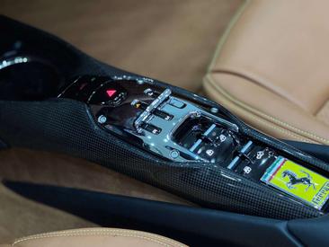 Ferrari 296 GTS — photo 26