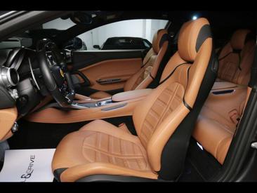 Ferrari GTC4Lusso — photo 11