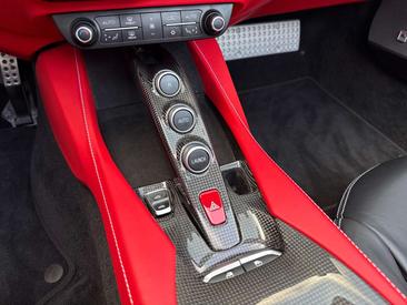 Ferrari Portofino — photo 17