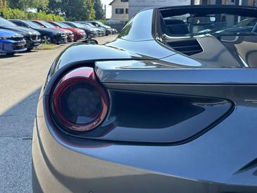 Ferrari 488 Spider — photo 14