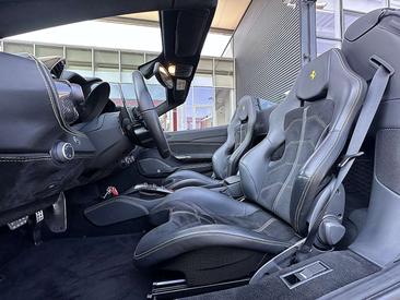 Ferrari 488 Spider — photo 22