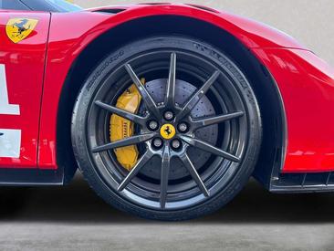 Ferrari SF90 Stradale — photo 10