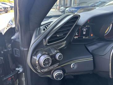 Ferrari 488 Spider — photo 29