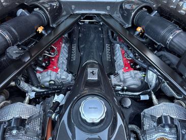 Ferrari SF90 Stradale — photo 18