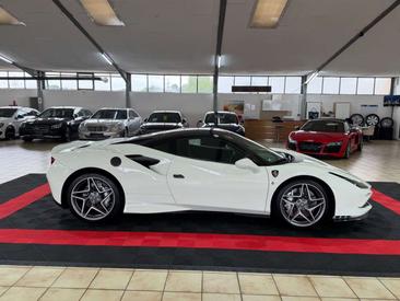 Ferrari F8 Tributo — photo 3