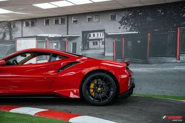 Ferrari 488 Pista — photo 6