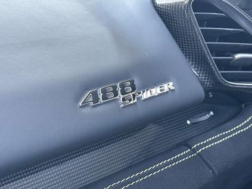 Ferrari 488 Spider — photo 42