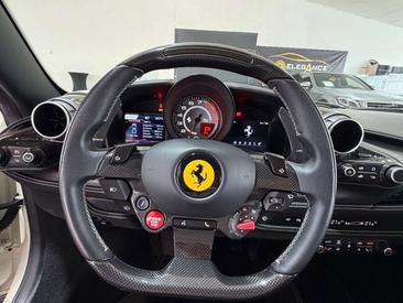Ferrari F8 Tributo — photo 18