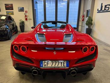 Ferrari F8 Tributo — photo 9