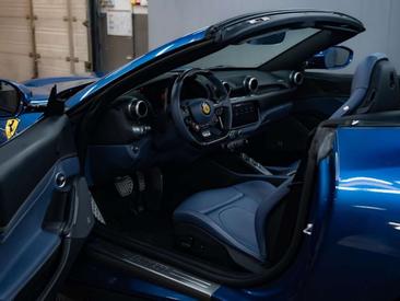 Ferrari Portofino — photo 10