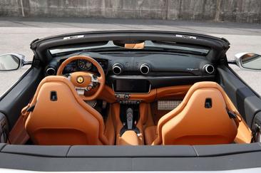 Ferrari Portofino — photo 11