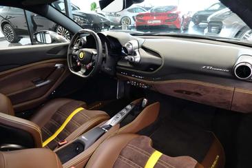 Ferrari F8 Tributo — photo 9