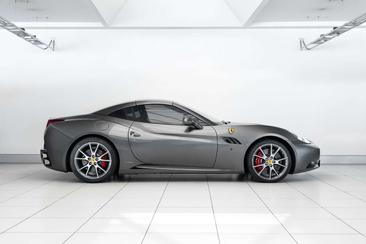 Ferrari California — photo 6