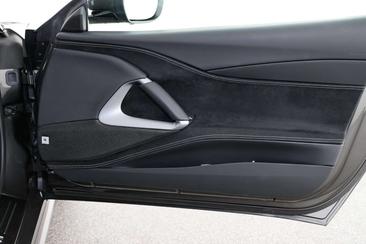Ferrari 812 Superfast — photo 3