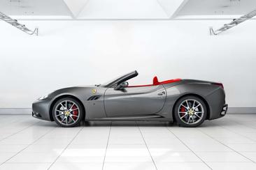 Ferrari California — photo 10