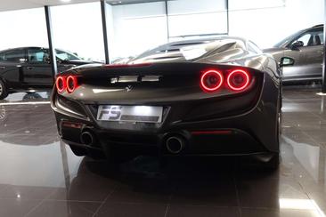 Ferrari F8 Tributo — photo 31