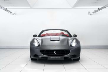 Ferrari California — photo 16