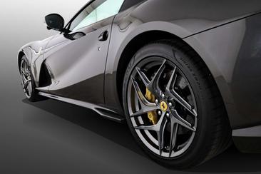 Ferrari 812 Superfast — photo 21