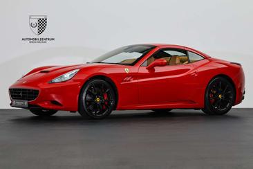 Ferrari California — photo 2