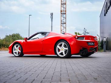 Ferrari 458 Spider — photo 3