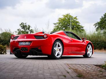 Ferrari 458 Spider — photo 4