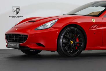 Ferrari California — photo 10