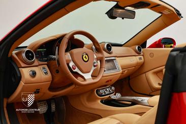 Ferrari California — photo 17