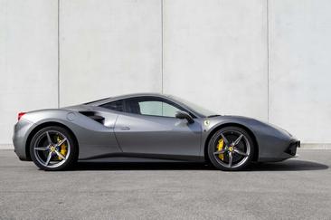 Ferrari 488 — photo 3