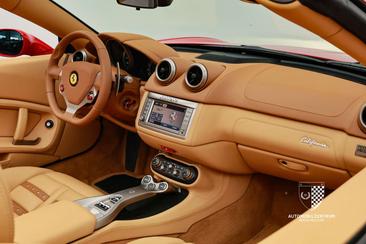 Ferrari California — photo 22