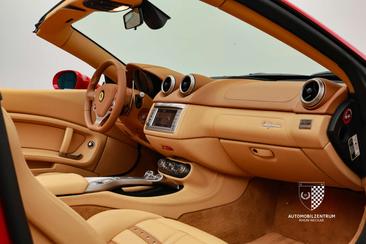 Ferrari California — photo 24