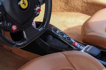Ferrari 488 — photo 11