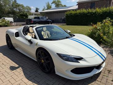 Ferrari 296 GTS — photo 10