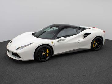 Ferrari 488 — photo 12