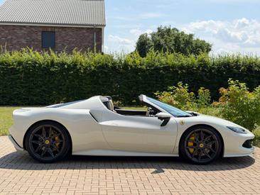 Ferrari 296 GTS — photo 11