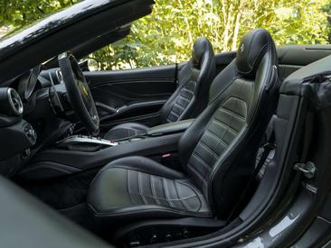 Ferrari California — photo 8