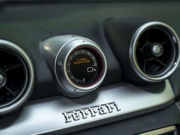 Ferrari California — photo 12