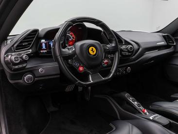 Ferrari 488 — photo 21